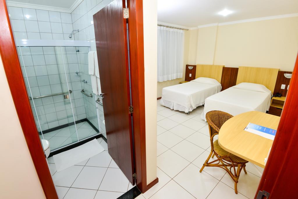 Hotel Plaza Mar Vila Velha  Bagian luar foto