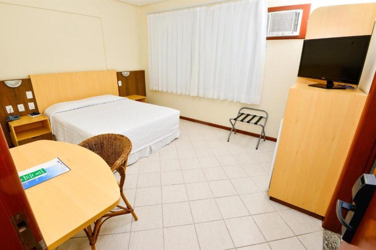 Hotel Plaza Mar Vila Velha  Bagian luar foto