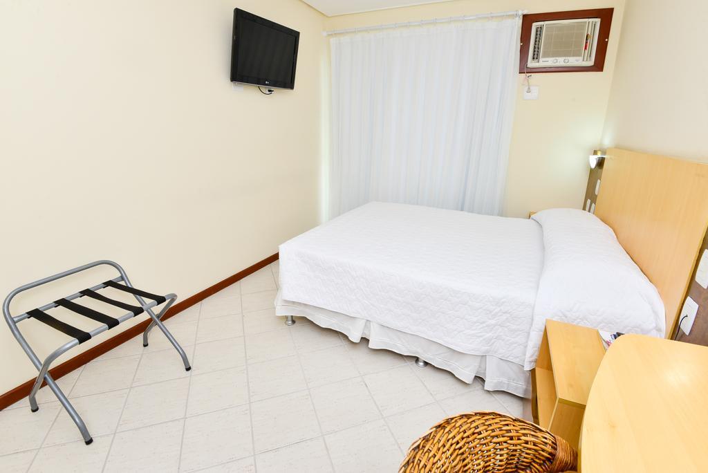 Hotel Plaza Mar Vila Velha  Bagian luar foto