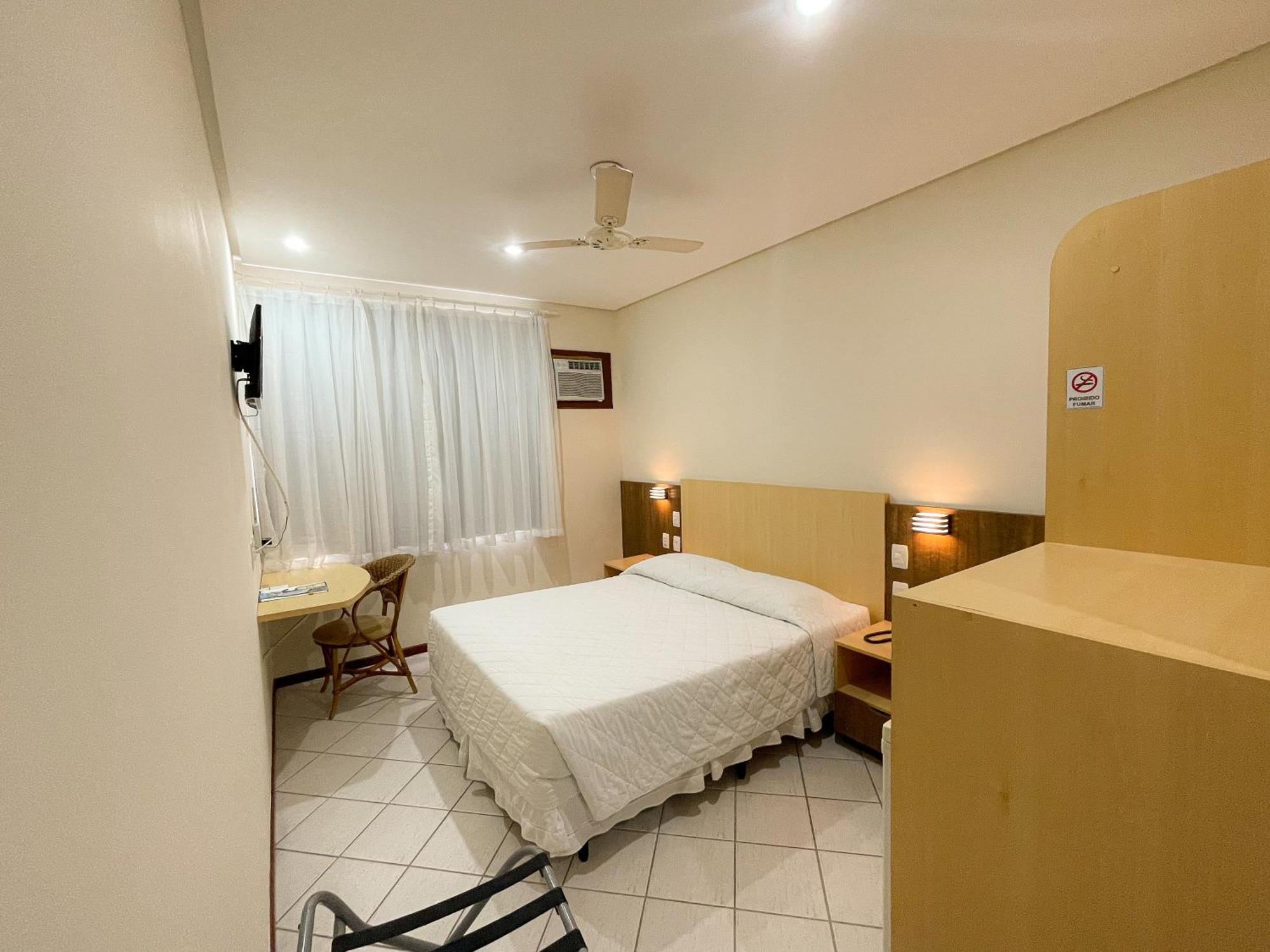 Hotel Plaza Mar Vila Velha  Bagian luar foto