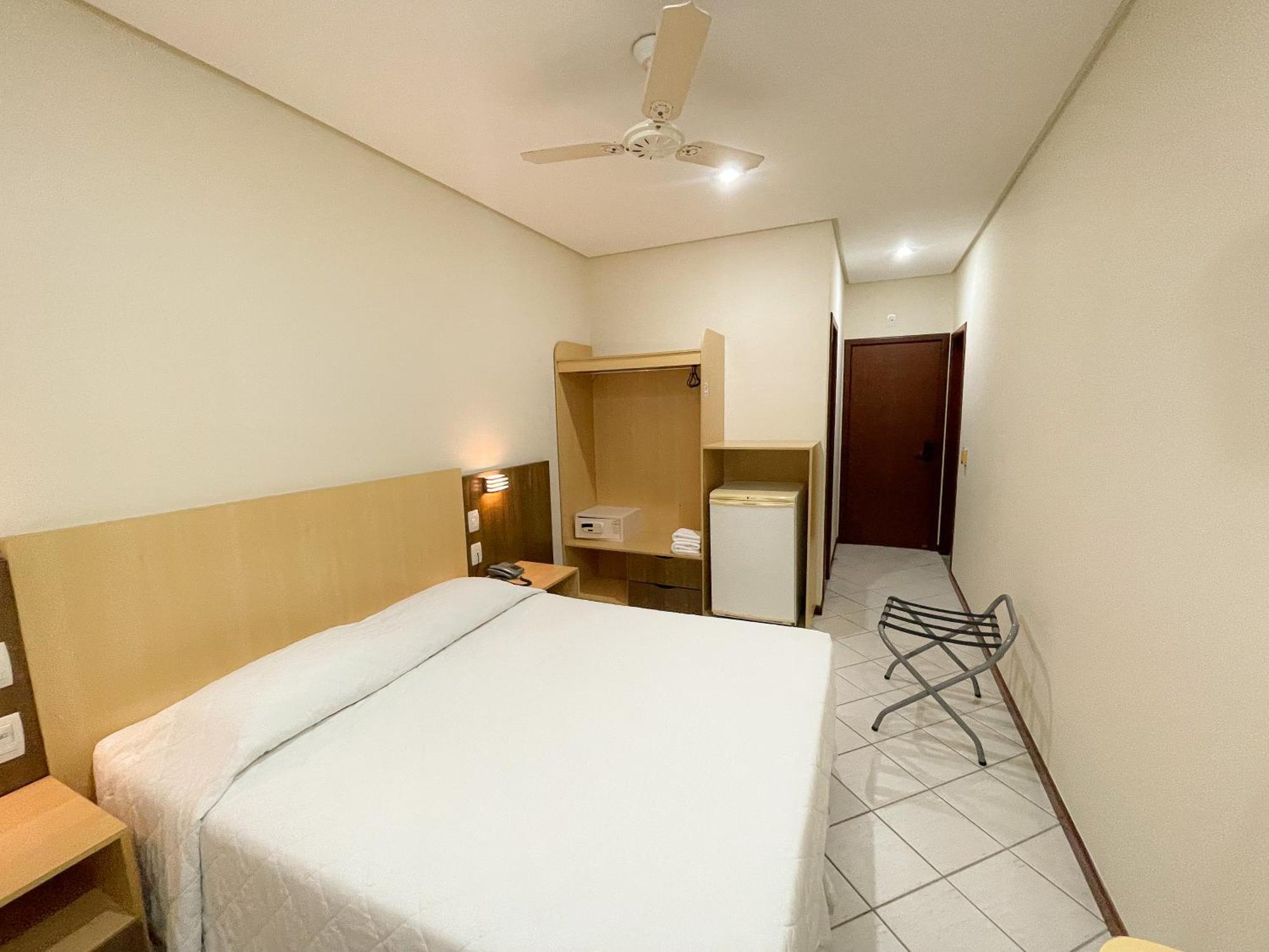 Hotel Plaza Mar Vila Velha  Bagian luar foto