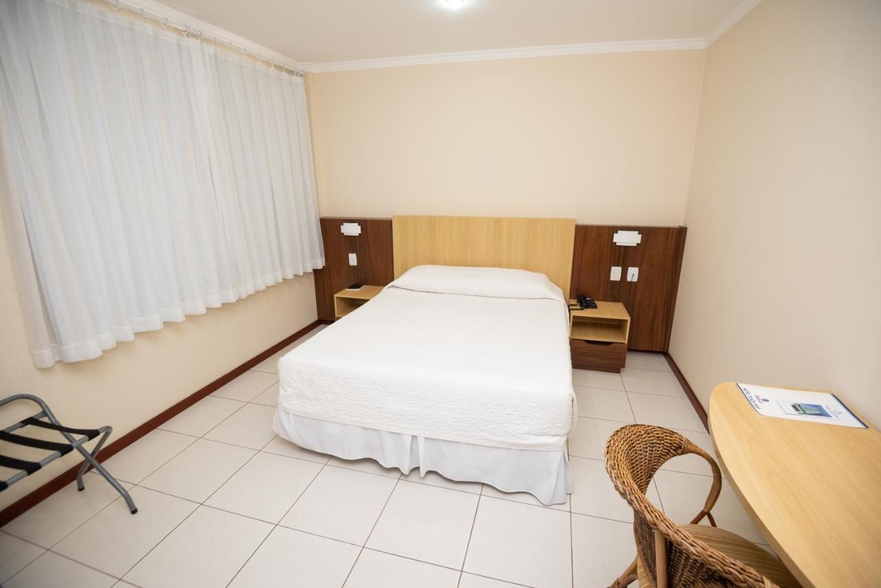 Hotel Plaza Mar Vila Velha  Bagian luar foto